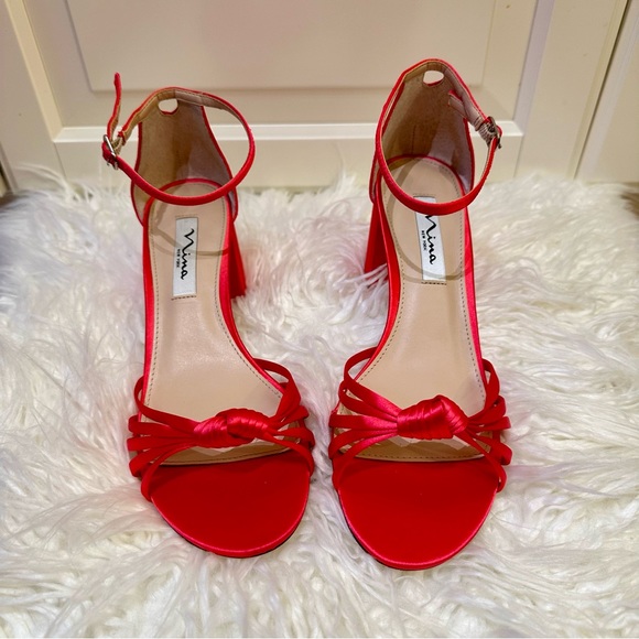 [SOLD] NWOT Nina New York Red Satin Sandals, 60mm-2.5inch, US8.5 EU38.5 - Picture 8 of 8